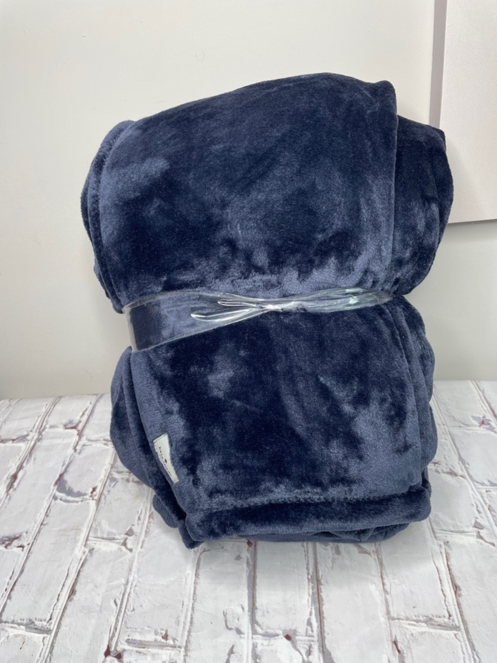 Kate Spade King Sized Soft Fleece Blanket